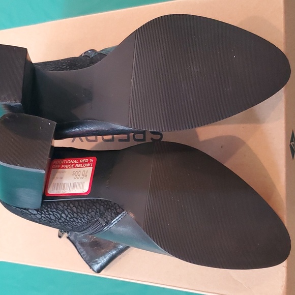 Nine West leather bootie size 8 - Picture 6 of 6